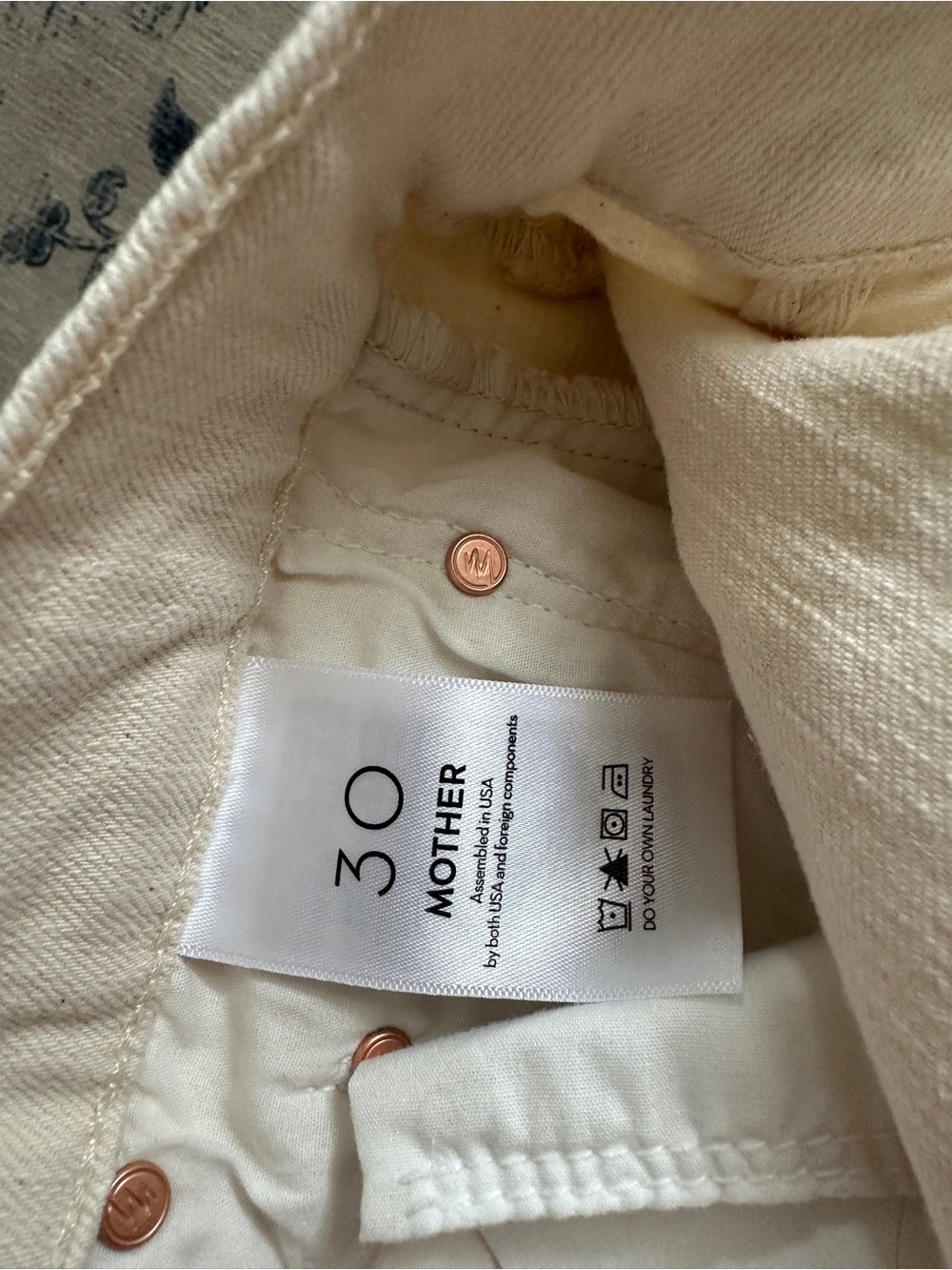 MOTHER Cream Wide-Leg Jeans with Black Side Piping - Picture 4 of 4